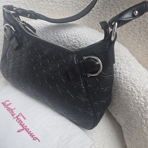 Salvatore Ferragamo Black Gancini Leather Shoulder Bag EUC